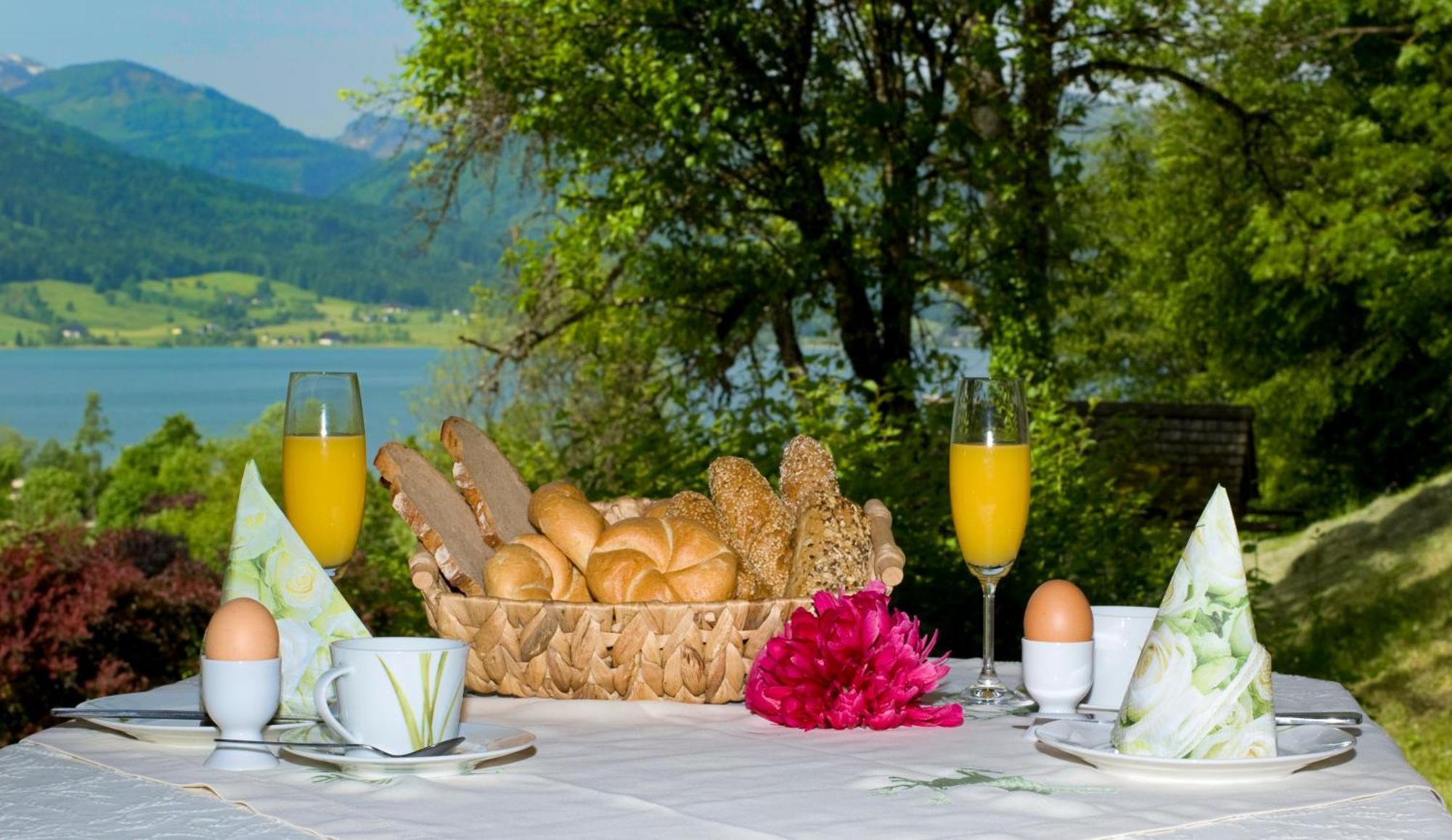 Gaestehaus Kasbichler Sankt Wolfgang im Salzkammergut ภายนอก รูปภาพ